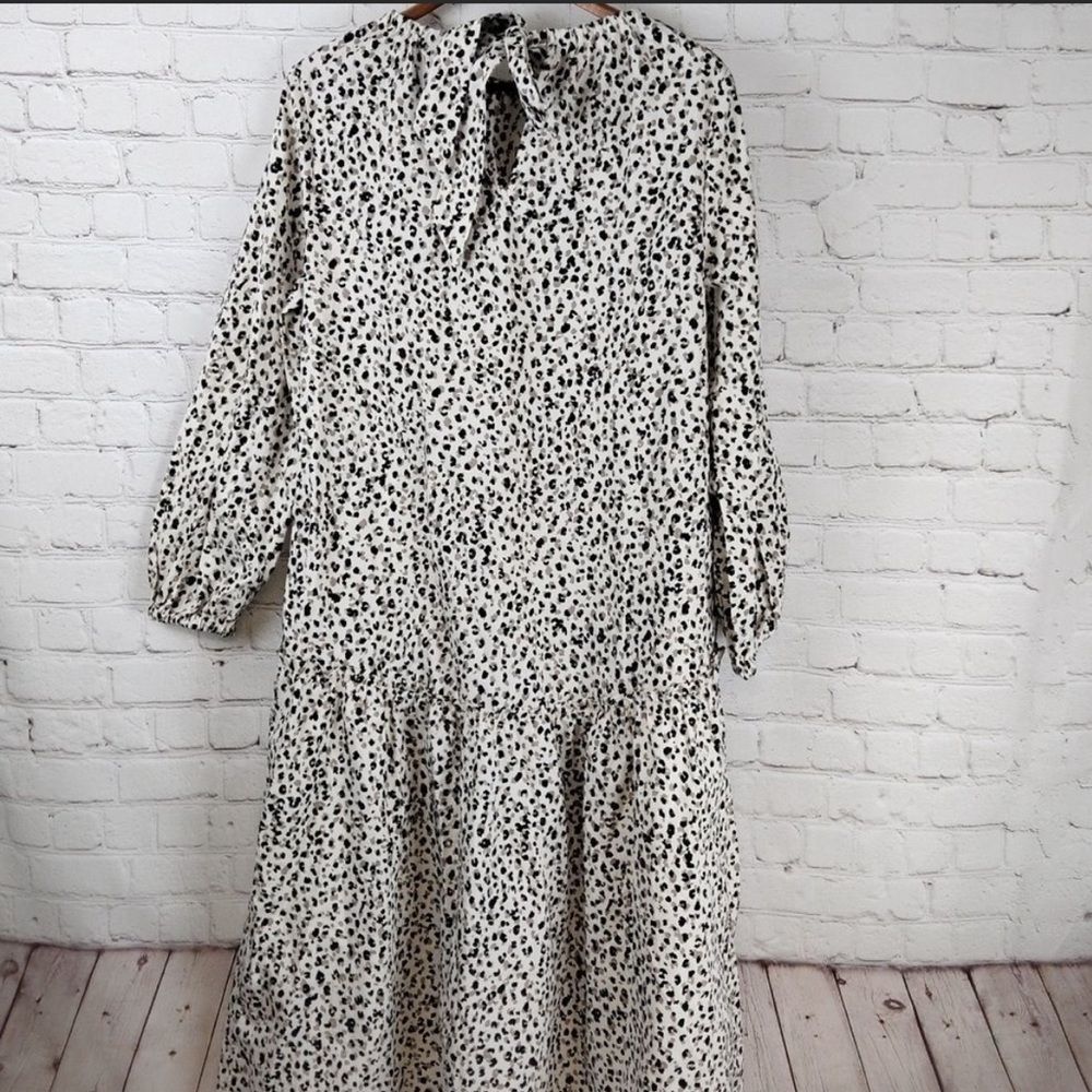 Who What Wear Cream Black Shadow Leopard Long Sleeve Tiered Midi Dress